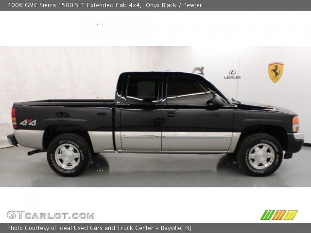 2006 GMC Sierra 1500 SLT Extended Cab 4x4 in Onyx Black