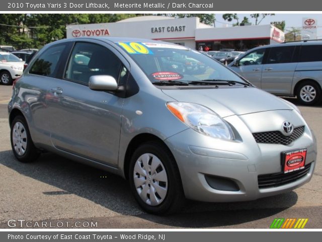 2010 Toyota Yaris 3 Door Liftback in Meteorite Metallic