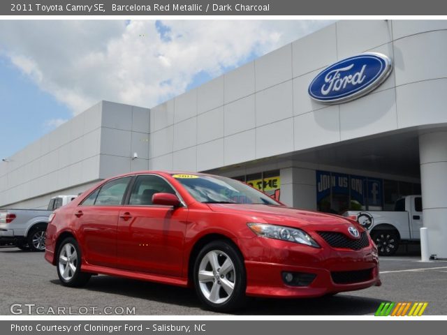 2011 Toyota Camry SE in Barcelona Red Metallic