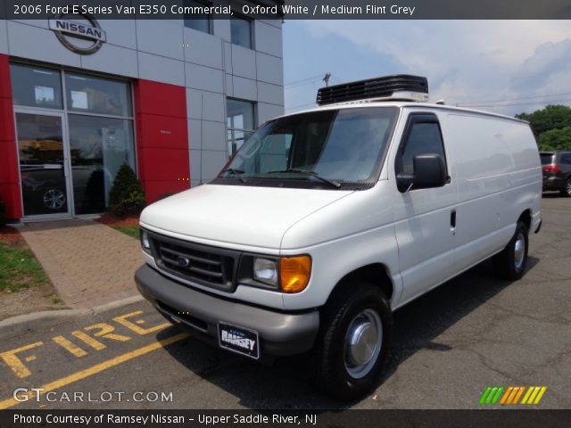 2006 Ford E Series Van E350 Commercial in Oxford White