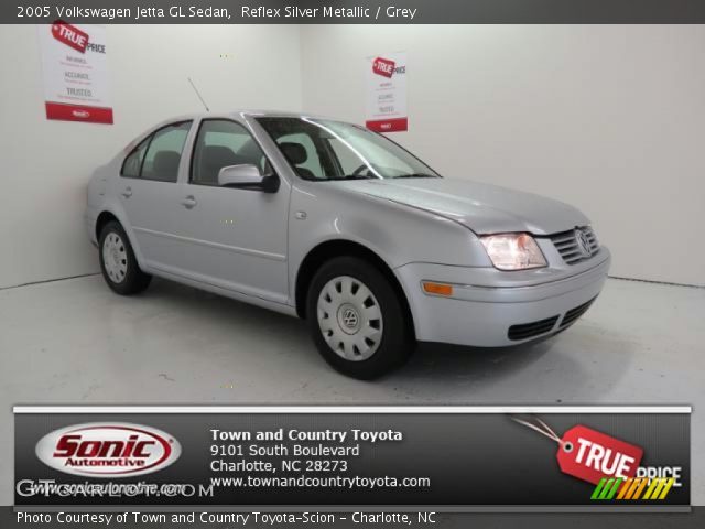 2005 Volkswagen Jetta GL Sedan in Reflex Silver Metallic