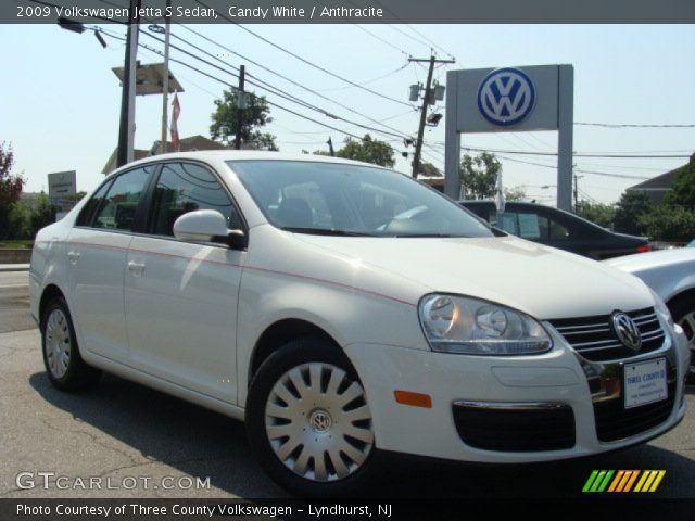 2009 Volkswagen Jetta S Sedan in Candy White