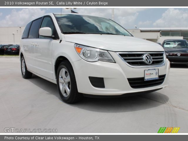 2010 Volkswagen Routan SE in Calla Lilly White