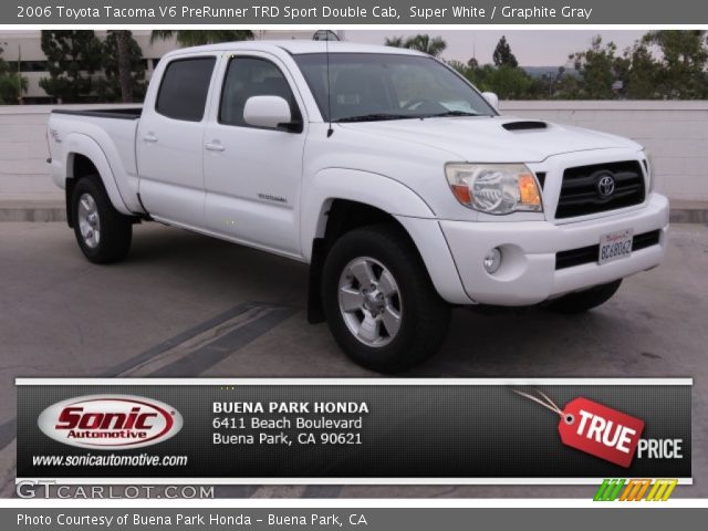 2006 Toyota Tacoma V6 PreRunner TRD Sport Double Cab in Super White