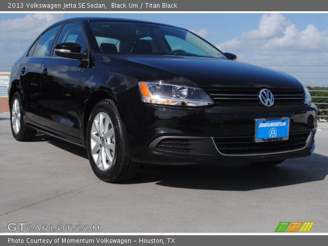 2013 Volkswagen Jetta SE Sedan in Black Uni