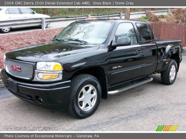 2004 GMC Sierra 1500 Denali Extended Cab AWD in Onyx Black