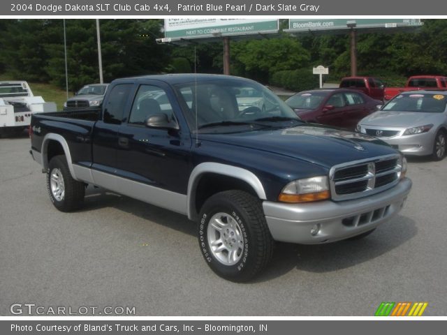 2004 Dodge Dakota SLT Club Cab 4x4 in Patriot Blue Pearl