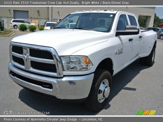 2013 Ram 3500 Tradesman Crew Cab 4x4 Dually in Bright White