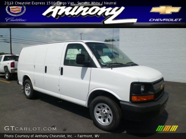 2013 Chevrolet Express 1500 Cargo Van in Summit White