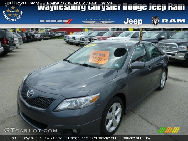 2011 Toyota Camry SE in Magnetic Gray Metallic