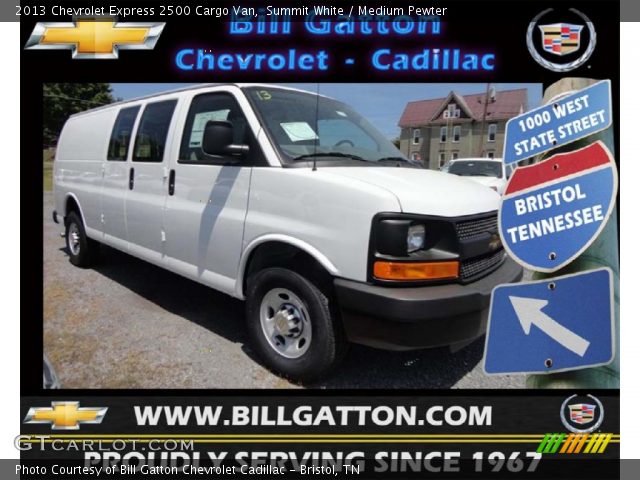 2013 Chevrolet Express 2500 Cargo Van in Summit White