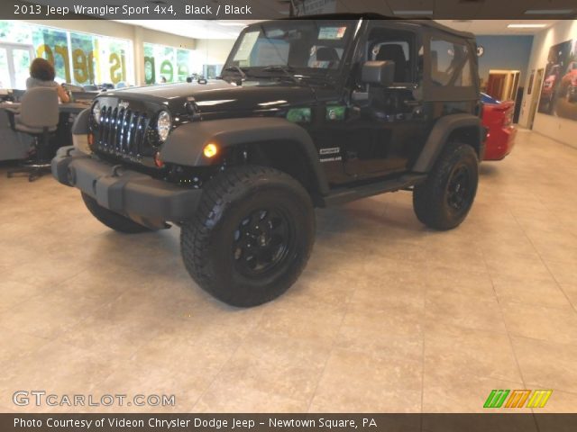 2013 Jeep Wrangler Sport 4x4 in Black