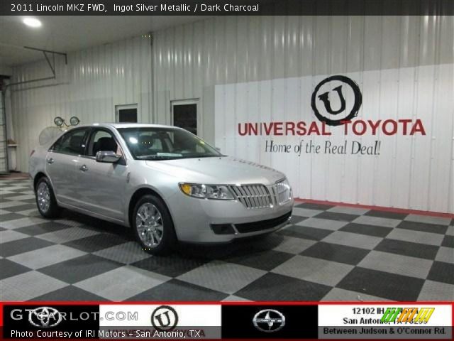 2011 Lincoln MKZ FWD in Ingot Silver Metallic