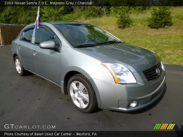 2009 Nissan Sentra 2.0 S in Magnetic Gray