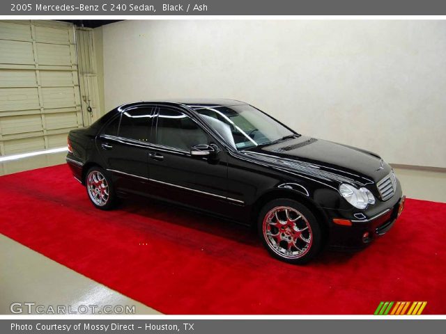 2005 Mercedes-Benz C 240 Sedan in Black