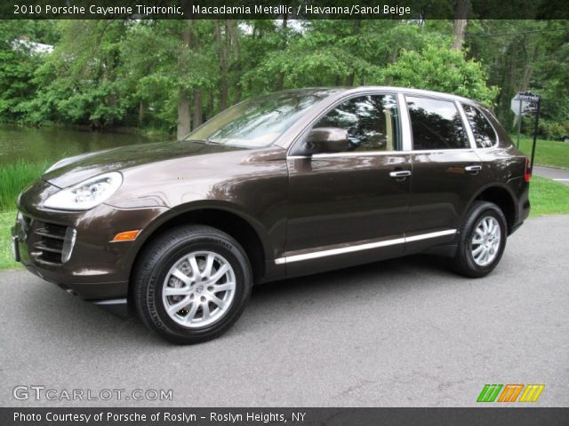 2010 Porsche Cayenne Tiptronic in Macadamia Metallic