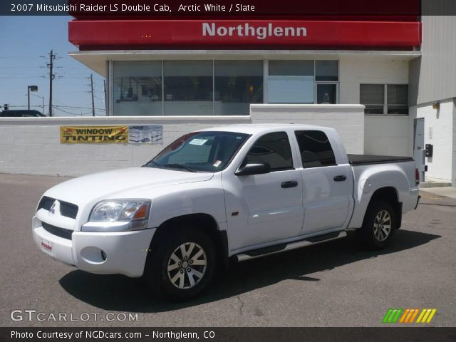 2007 Mitsubishi Raider LS Double Cab in Arctic White