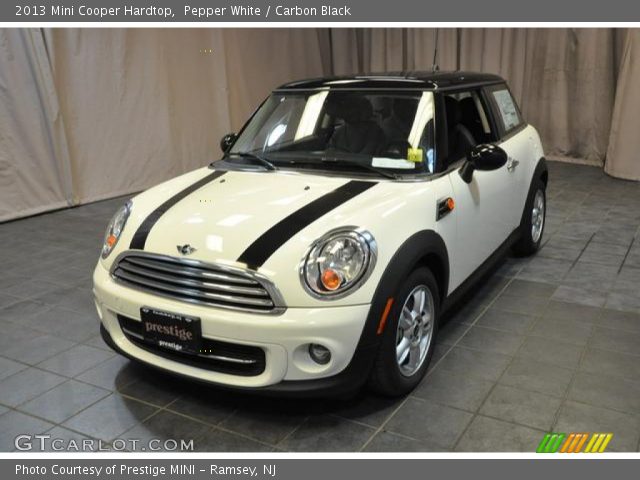 2013 Mini Cooper Hardtop in Pepper White