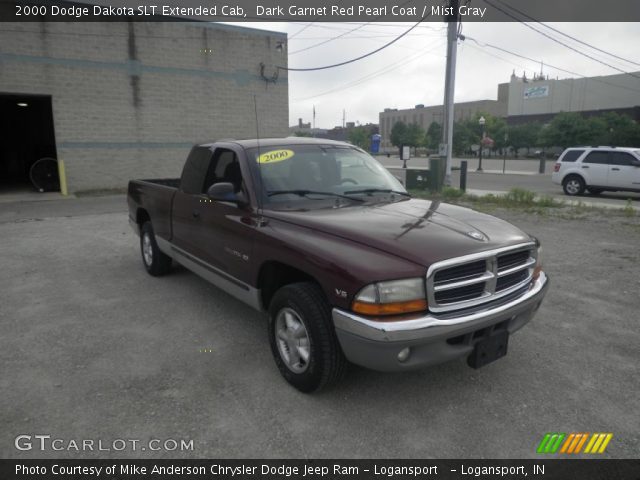 2000 Dodge Dakota SLT Extended Cab in Dark Garnet Red Pearl Coat