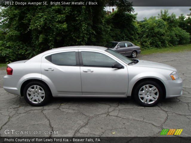 2012 Dodge Avenger SE in Bright Silver Metallic