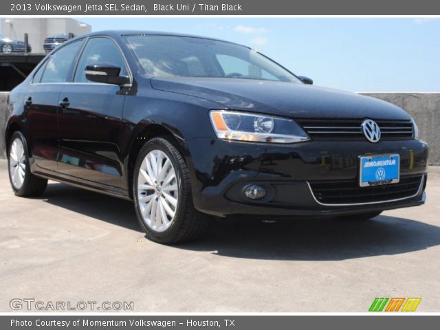 2013 Volkswagen Jetta SEL Sedan in Black Uni