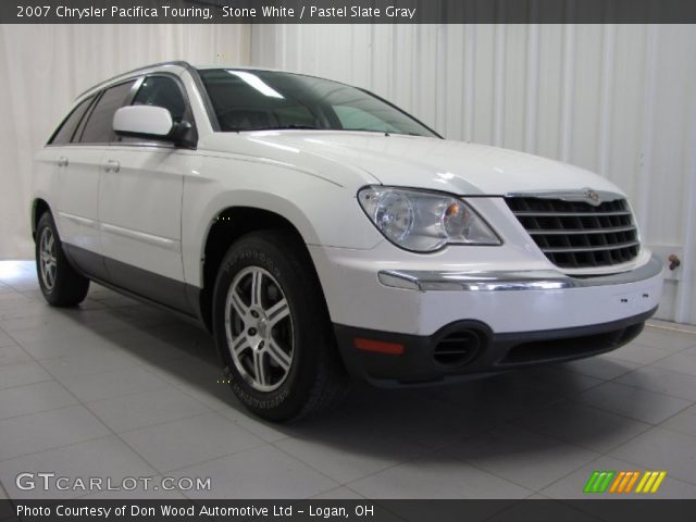 2007 Chrysler Pacifica Touring in Stone White