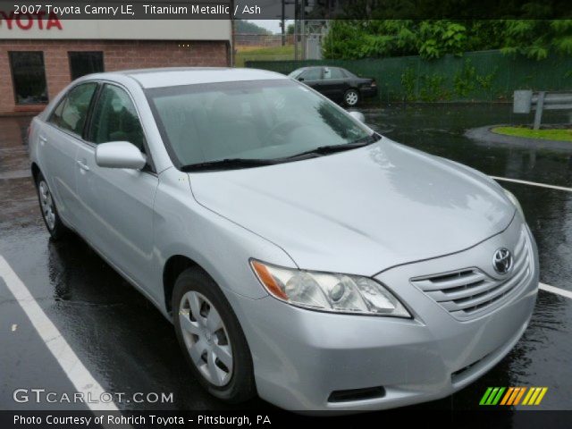 2007 Toyota Camry LE in Titanium Metallic