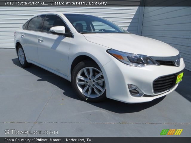 2013 Toyota Avalon XLE in Blizzard White Pearl