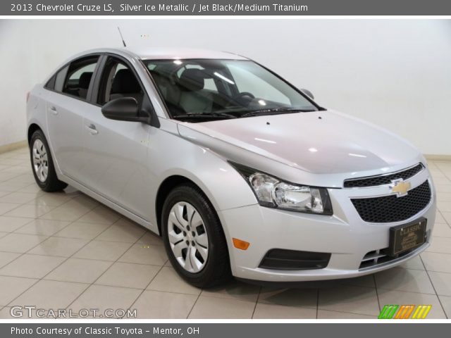 2013 Chevrolet Cruze LS in Silver Ice Metallic