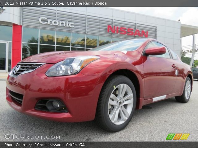 2013 Nissan Altima 2.5 S Coupe in Cayenne Red