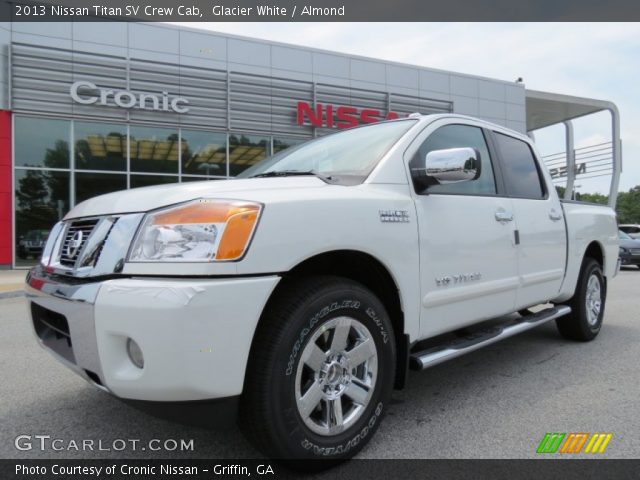 2013 Nissan Titan SV Crew Cab in Glacier White