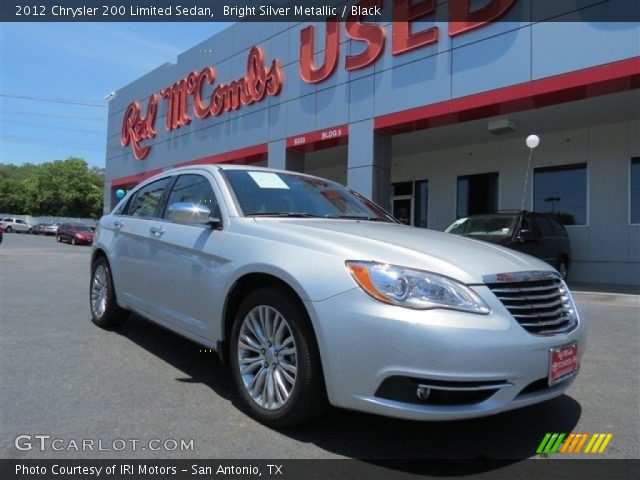 2012 Chrysler 200 Limited Sedan in Bright Silver Metallic