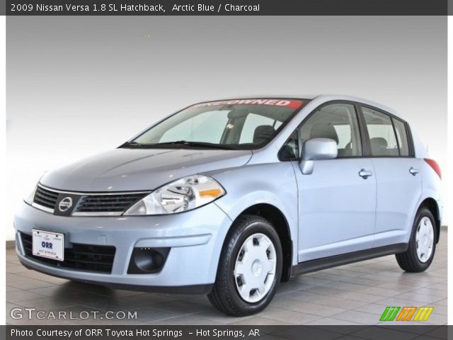 2011 Nissan versa blue coolant light