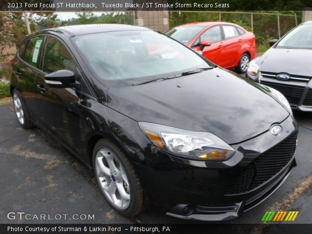 2013 Ford Focus ST Hatchback in Tuxedo Black