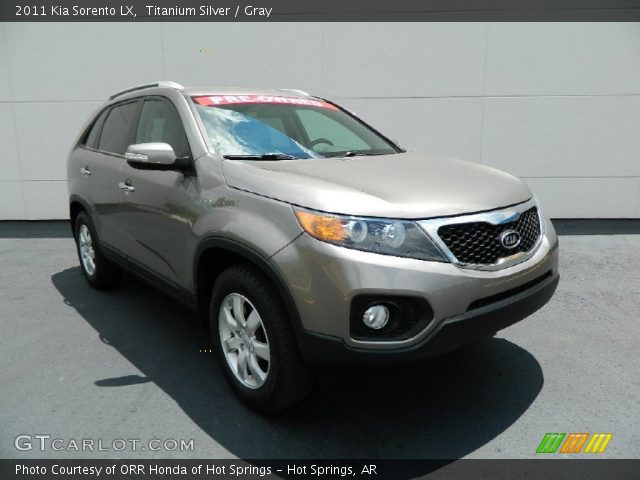 2011 Kia Sorento LX in Titanium Silver