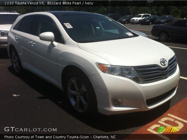 2010 Toyota Venza V6 in Blizzard White Pearl