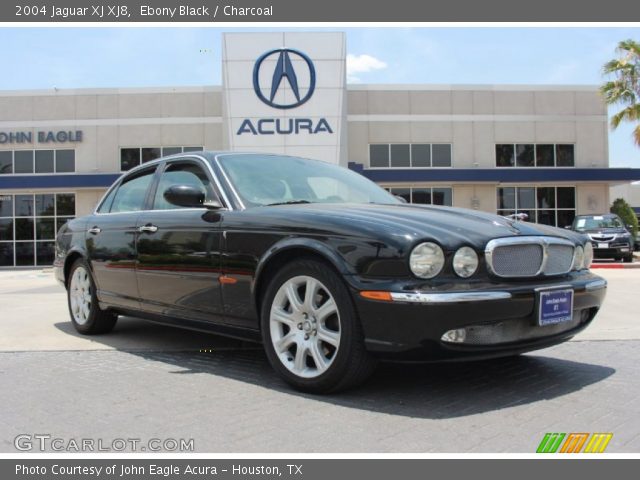 2004 Jaguar XJ XJ8 in Ebony Black