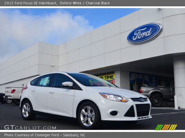 2013 Ford Focus SE Hatchback in Oxford White