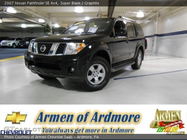 2007 Nissan Pathfinder SE 4x4 in Super Black