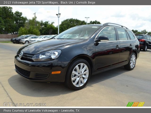 2013 Volkswagen Jetta TDI SportWagen in Black Uni