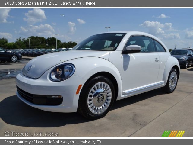 2013 Volkswagen Beetle 2.5L in Candy White