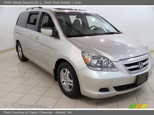 2006 Honda Odyssey EX-L in Silver Pearl Metallic