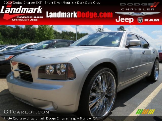 2010 Dodge Charger SXT in Bright Silver Metallic