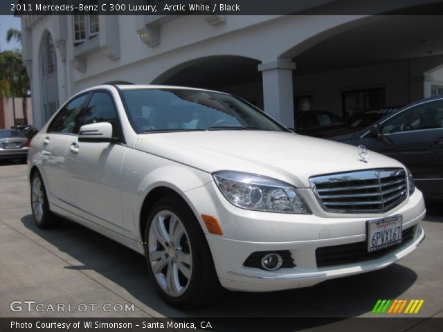 2011 Mercedes-Benz C 300 Luxury in Arctic White