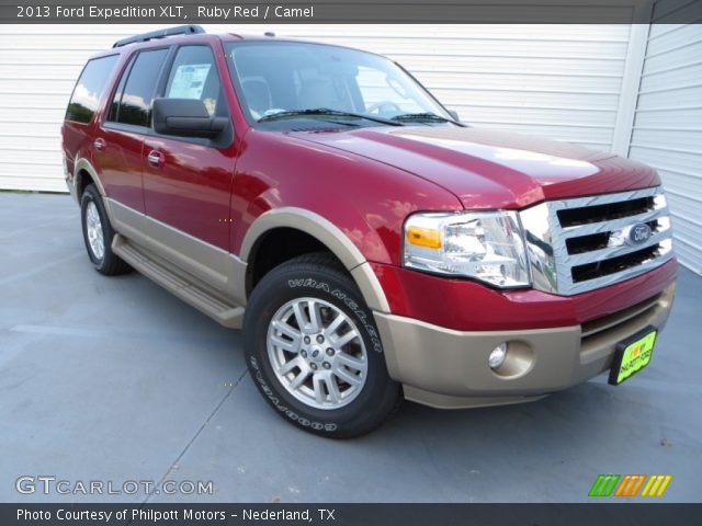 2013 Ford Expedition XLT in Ruby Red
