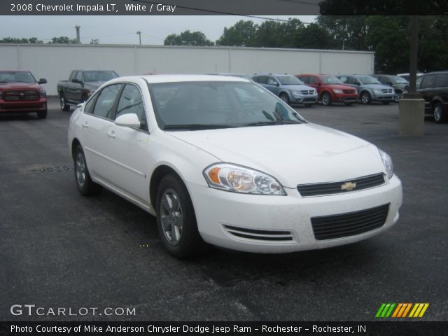 2008 Chevrolet Impala LT in White