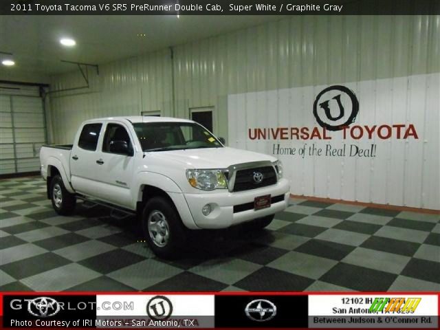 2011 Toyota Tacoma V6 SR5 PreRunner Double Cab in Super White