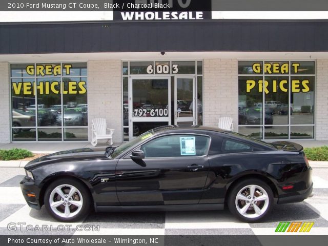 2010 Ford Mustang GT Coupe in Black