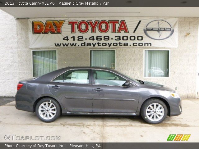 2013 Toyota Camry XLE V6 in Magnetic Gray Metallic