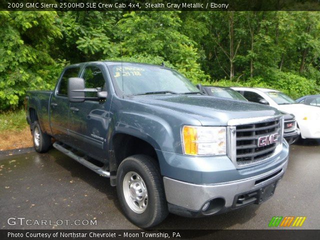 2009 GMC Sierra 2500HD SLE Crew Cab 4x4 in Stealth Gray Metallic